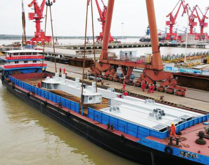 常泰长江大桥钢结构工程首批杆件发运