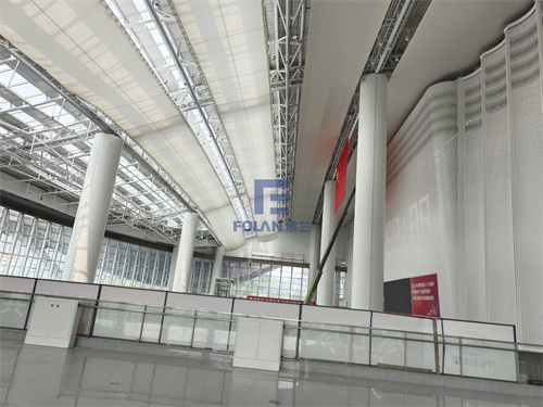 虎门高铁站100米长PTFE软膜室内吊顶工程膜安装难点分析